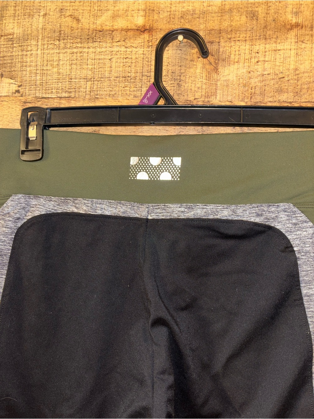 Victoria's Secret PINK Ultimate Yoga Leggings - Picture 4 of 7
